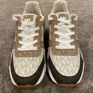 Micheal Kors Women’s Sneakers-Brown/Gold-size 5.5